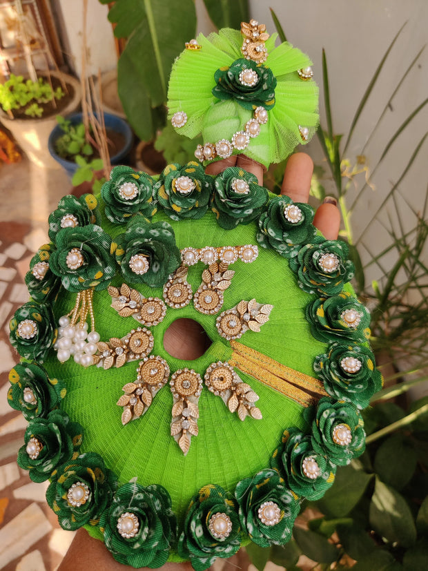 Green bhandej flowers heavy dress with pagdi and bansuri for laddu gopal ji