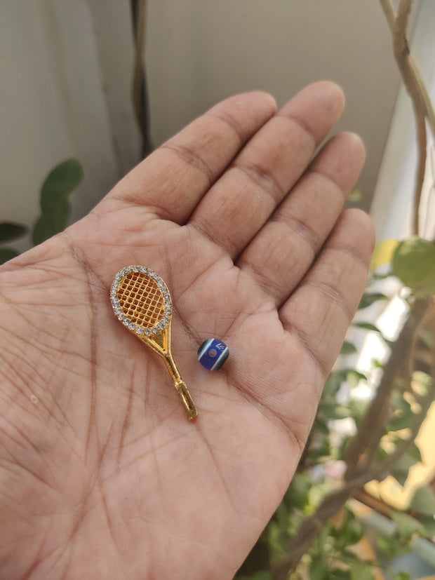 Laddu Gopal toy badminton