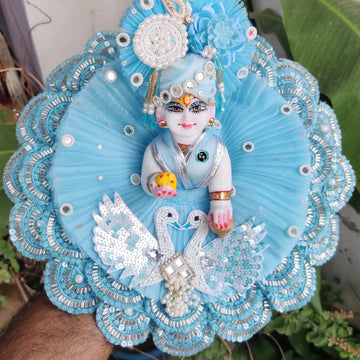 Beautiful heavy poshak for laddu gopal ji with patka, pagdi and choli