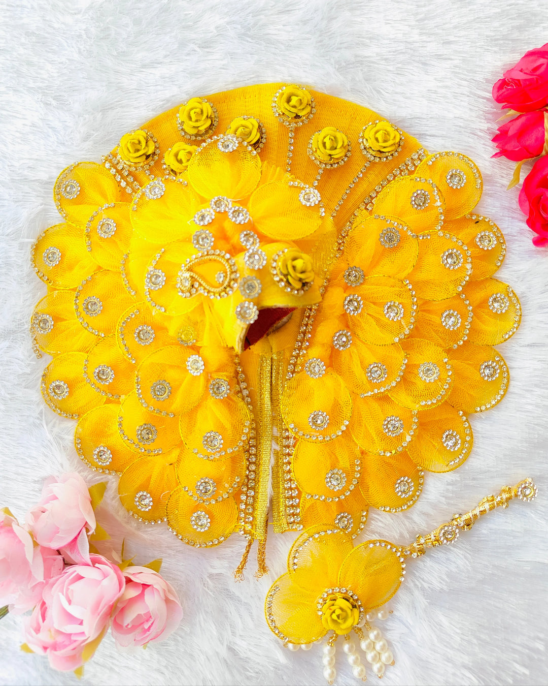 Yellow patti butterfly design heavy laddu gopal dress with pagdi and c –  Bell bottom