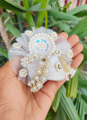 Full Heavy White Pagdi for laddu ji 
