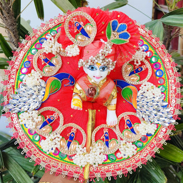 Heavy dress for laddu ji 