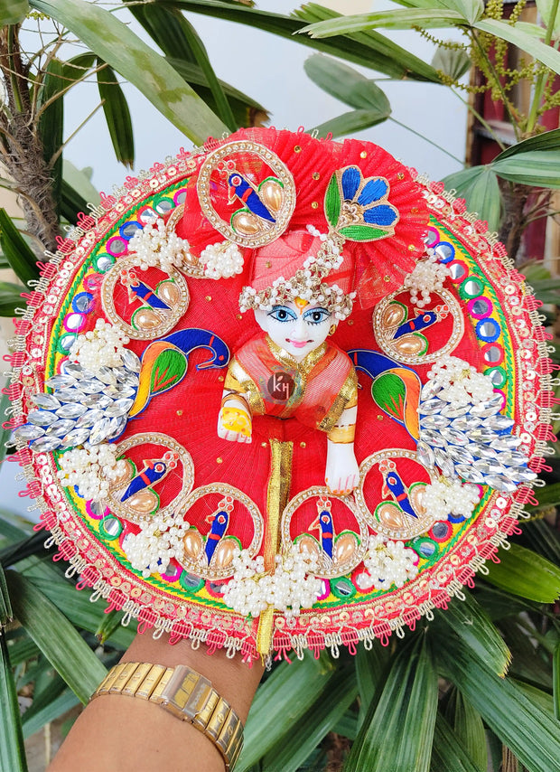 Heavy dress for laddu ji 