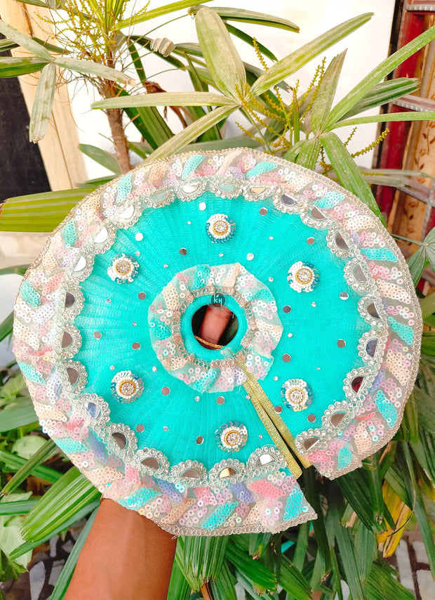 Heavy dress for laddu ji