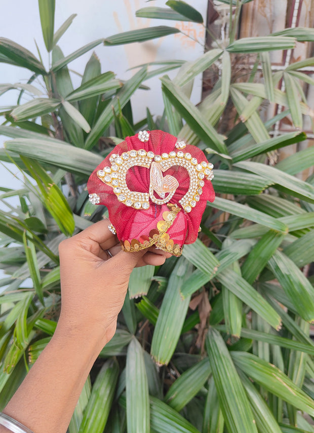 Makar sankranti special dress for laddu gopal with pagadi