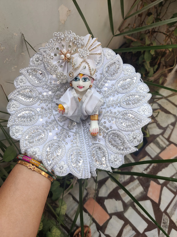 White color heavy dress for laddu gopal with pagdi