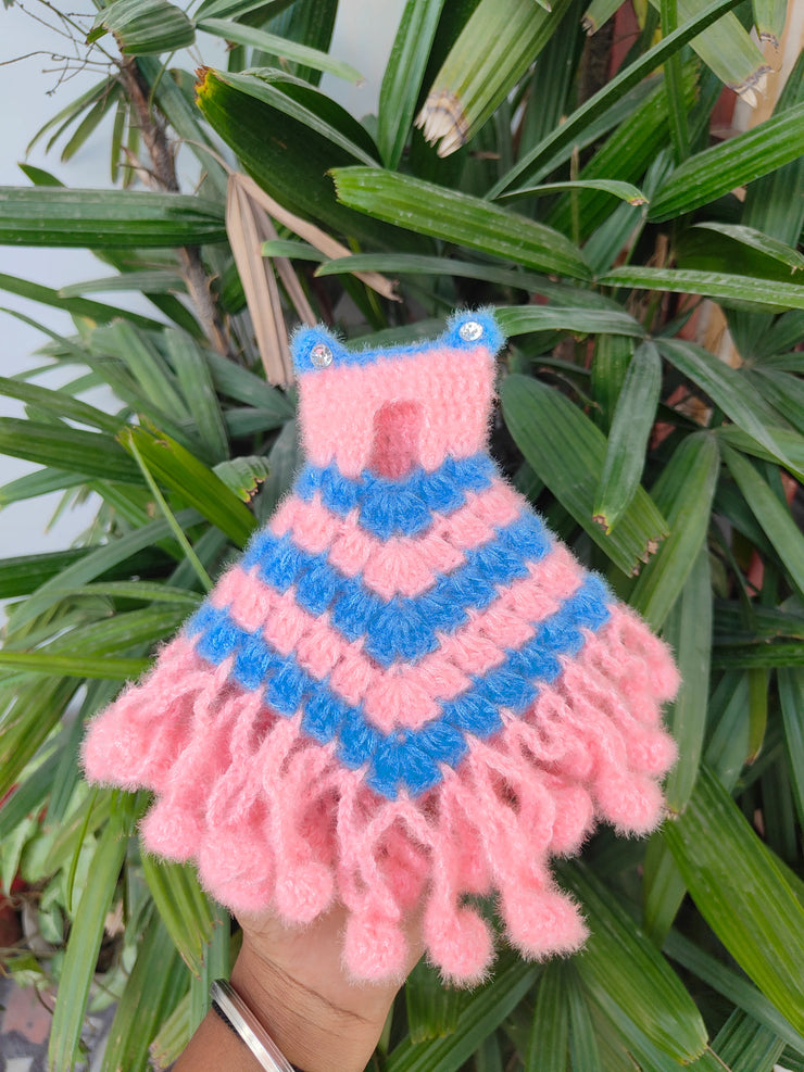 Winter special poncho woollen dress for laddu gopal ji